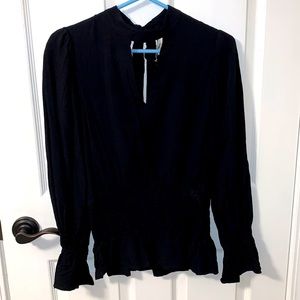 Black long sleeve blouse never worn tags on.